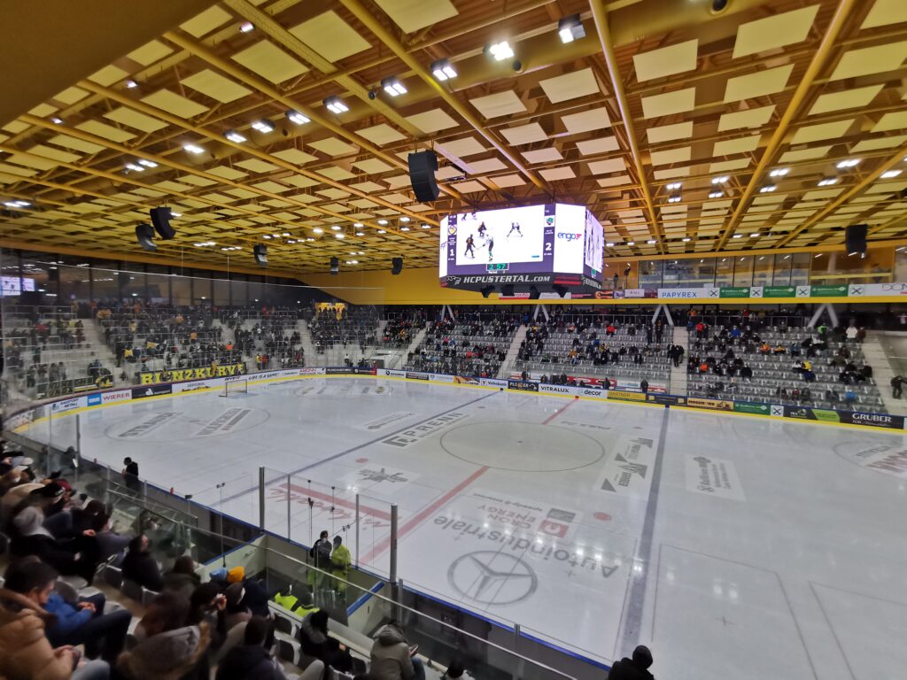 Intercable Arena di Brunico